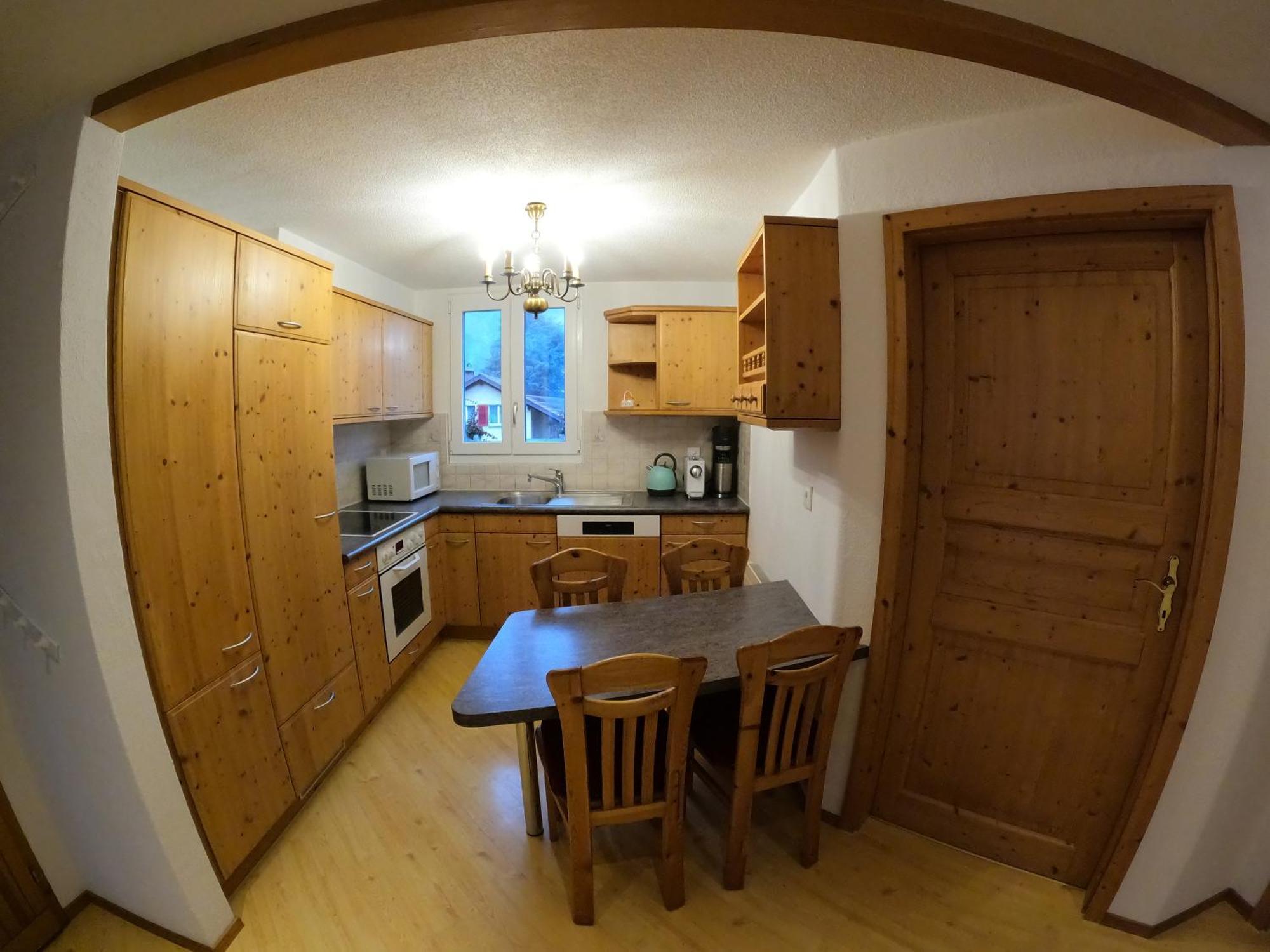 Fine&Pine Center Apartment Matten bei Interlaken Экстерьер фото